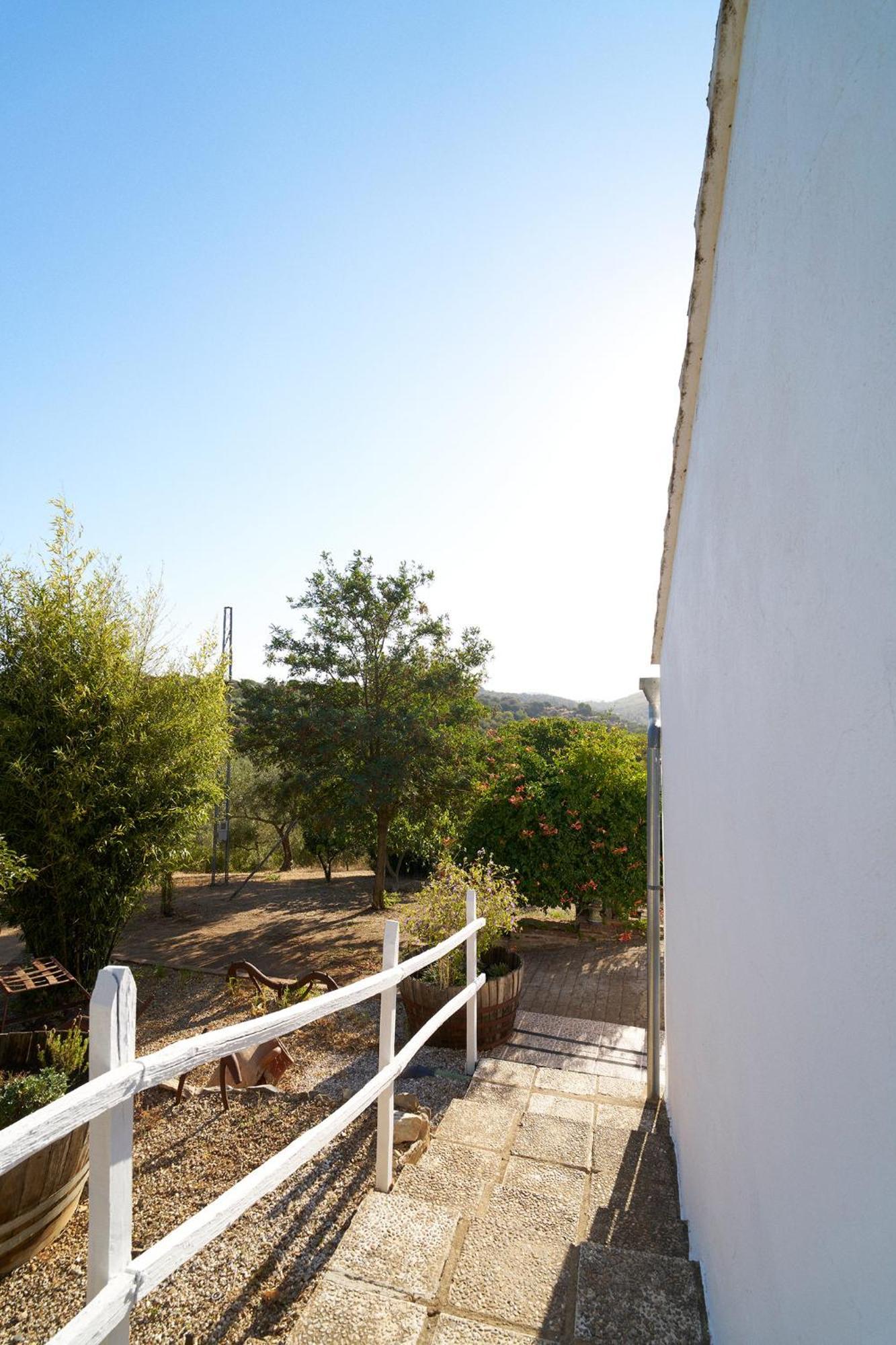 Villa Botero Constantina Exterior photo