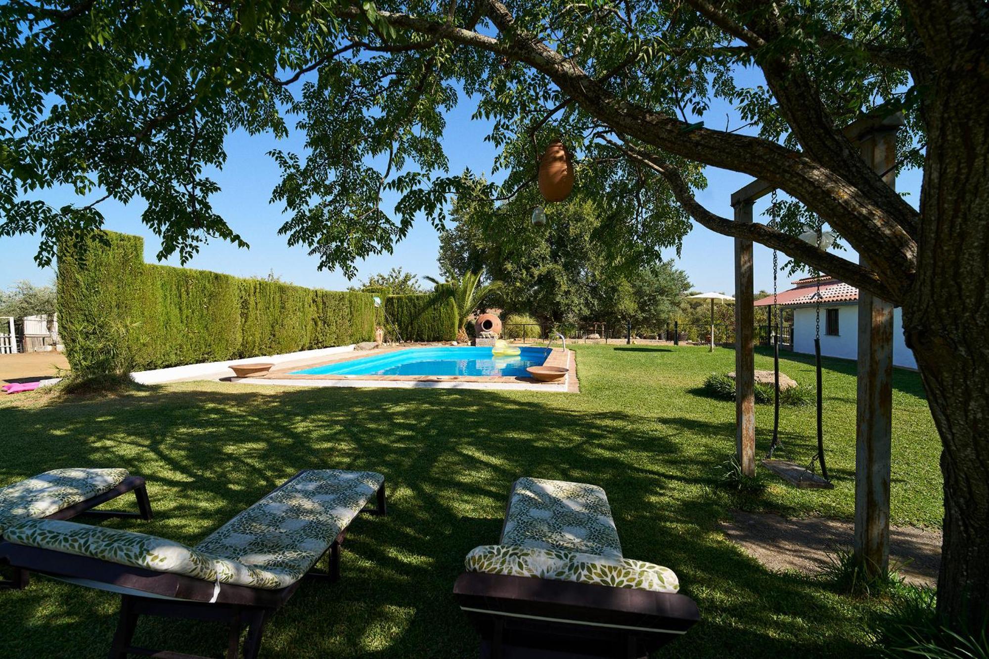 Villa Botero Constantina Exterior photo